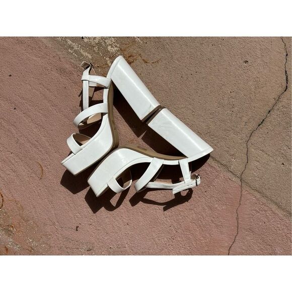 Y.not? Icing Platform Dress Sandals Size 8M - Picture 4 of 8
